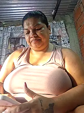 Snapshot of Juli_Powl chatting on July 2026 11:52:01 AM Juli Powl online show from July 2026 11:52:01 AM