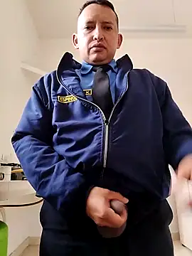 Hachi28 online show from April 2026 04:42:02 PM