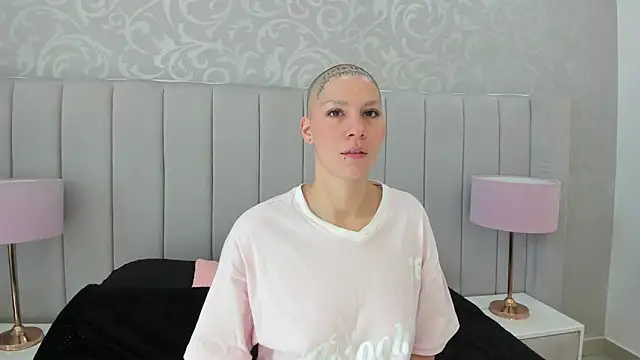 Raven1fox online show from March 2026 02:23:01 PM