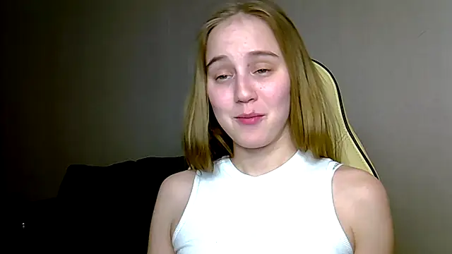 christimontero online show from March 2026 07:53:02 PM