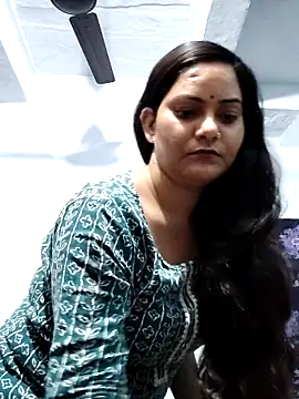 Anushka Singh0 online show from April 2026 04:48:01 PM