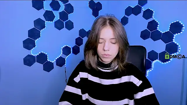 cleo cool online show from February 2026 12:56:01 PM