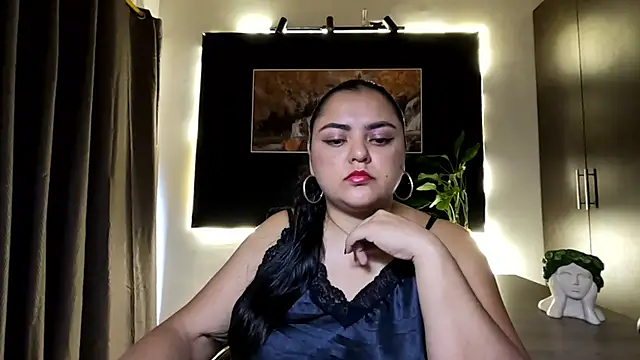 AzaraOnyx online show from July 2026 02:04:02 PM