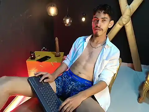 Snapshot of skinny_jean_ chatting on June 2026 03:43:02 AM skinny jean online show from June 2026 03:43:02 AM