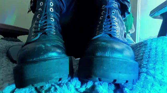 Fieramadame online show from April 2026 06:10:01 PM