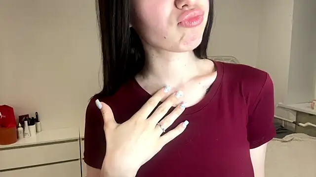 Salamandravantelo online show from April 2026 06:10:01 PM