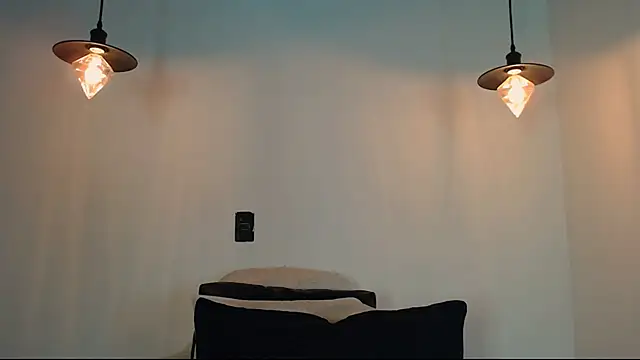 alien eyes09 online show from February 2026 02:22:01 AM