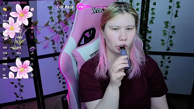 Snapshot of kitsune_little chatting on May 2026 01:27:01 PM kitsune little online show from May 2026 01:27:01 PM