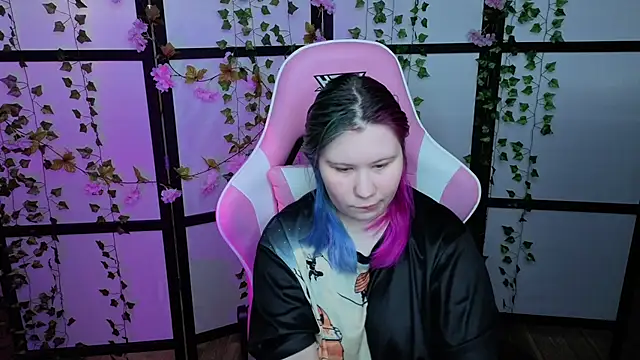 Snapshot of kitsune_little chatting on May 2026 08:07:02 AM kitsune little online show from May 2026 08:07:02 AM