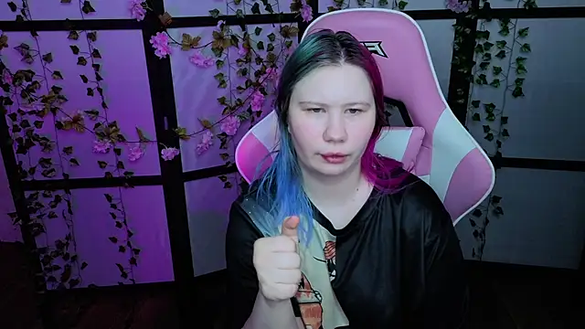 Snapshot of kitsune_little chatting on May 2026 10:36:01 PM kitsune little online show from May 2026 10:36:01 PM