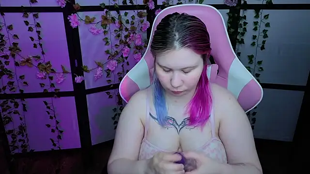 Snapshot of kitsune_little chatting on May 2026 10:30:01 PM kitsune little online show from May 2026 10:30:01 PM