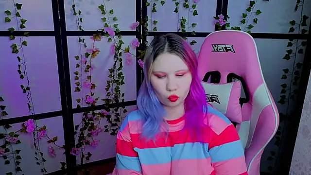 kitsune little online show from July 2026 07:37:02 AM