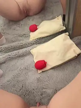 Lynamsb online show from April 2026 03:15:02 PM