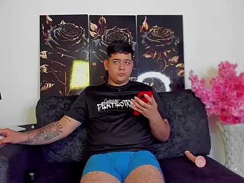 winy hot online show from February 2026 08:20:02 PM