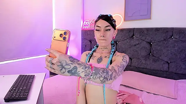 Megan Morphy online show from March 2026 01:33:02 PM