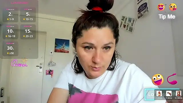EVELYNA88 online show from July 2026 11:15:01 AM
