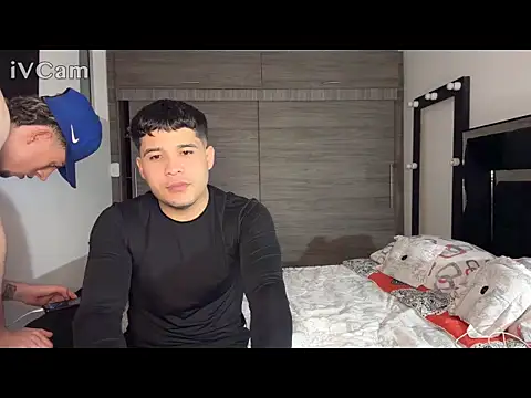 Maaicol1 online show from March 2026 11:45:01 PM