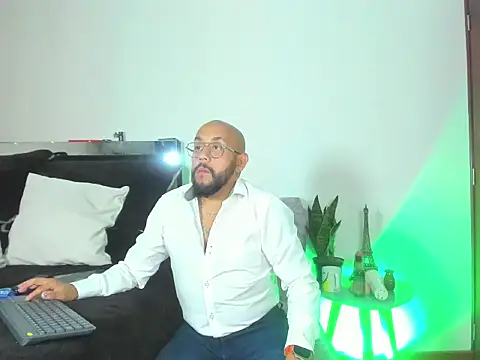 King bear 25 online show from March 2026 03:03:02 AM