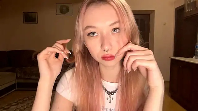 PinkTraible online show from February 2026 01:07:02 PM