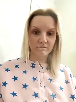 SusanGold9211 online show from March 2026 12:23:02 AM