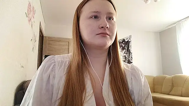 AnikaLipps online show from March 2026 02:45:01 PM