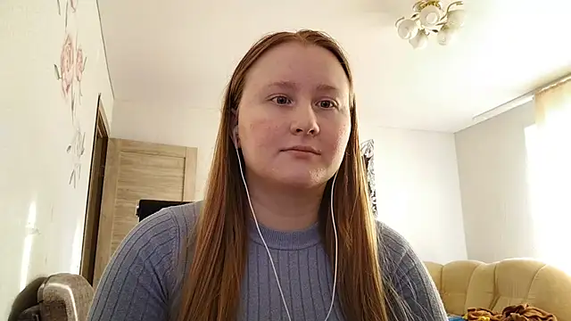 AnikaLipps online show from April 2026 04:01:01 PM