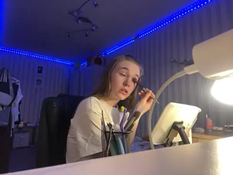 Snapshot of melissashineee chatting on March 2026 11:38:02 AM melissashineee online show from March 2026 11:38:02 AM