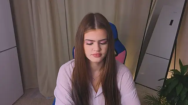 Snapshot of 404CUTIE_ chatting on May 2026 05:12:01 AM 404CUTIE online show from May 2026 05:12:01 AM