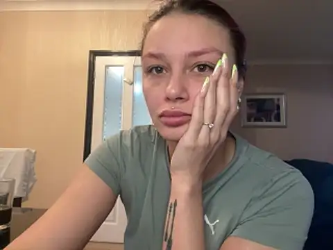 FoxyValentine online show from April 2026 09:24:01 AM