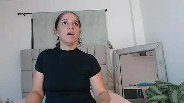 lily rose1 online show from June 2026 01:28:02 AM