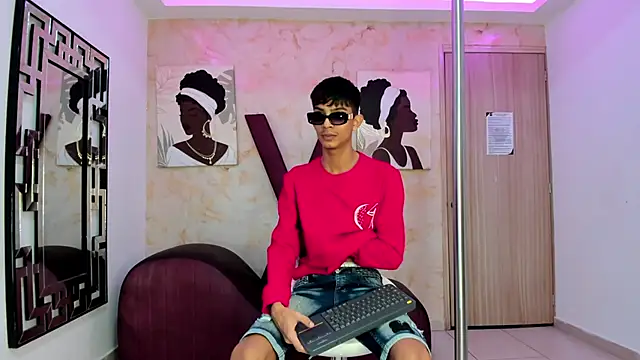 KITTY BOSH online show from February 2026 01:21:01 PM