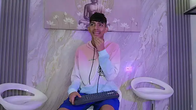 KITTY BOSH online show from April 2026 01:28:02 PM