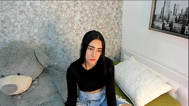 Anika H online show from March 2026 12:12:02 PM