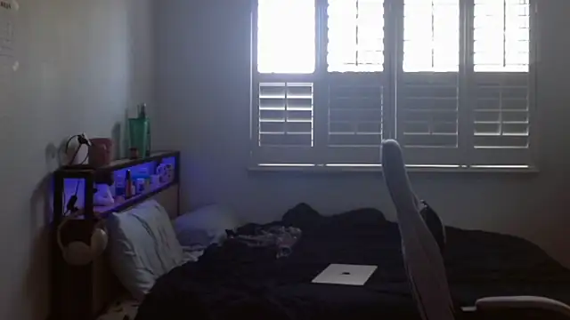 yourmila1 online show from February 2026 11:16:02 PM