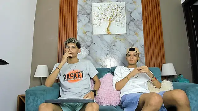 YOUNG BOYS HELL online show from March 2026 01:21:01 AM