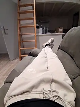 Diego33490 online show from March 2026 08:17:01 PM