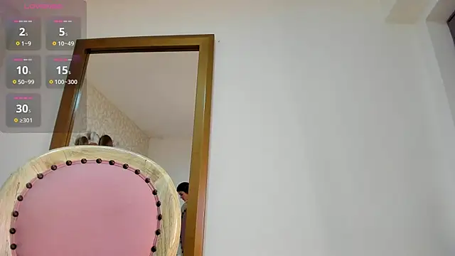 Snapshot of vivifit_08 chatting on May 2026 08:02:02 PM vivifit 08 online show from May 2026 08:02:02 PM