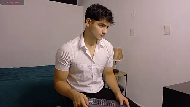 Kael Switch online show from March 2026 06:09:02 AM