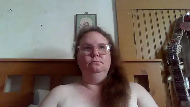 Snapshot of naughty_queen1 chatting on April 2026 07:22:01 PM naughty queen1 online show from April 2026 07:22:01 PM