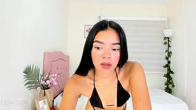 Dafne Maroto online show from April 2026 12:44:02 PM