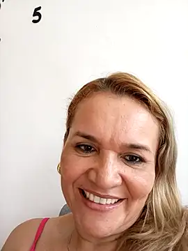 charlotte milf30 online show from March 2026 02:32:01 PM