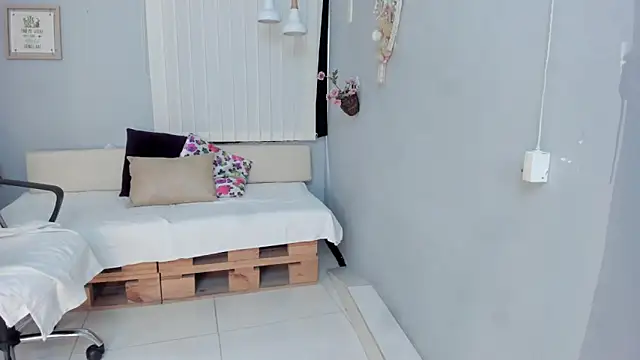 Amber Novoa online show from March 2026 12:34:01 PM