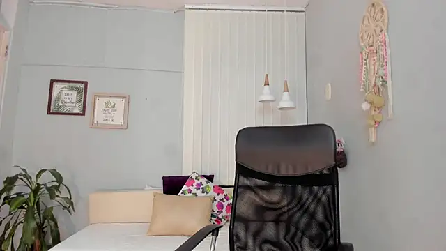 Amber Novoa online show from March 2026 12:34:01 PM