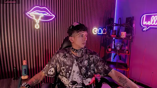 Maximoking26 online show from April 2026 02:07:01 AM