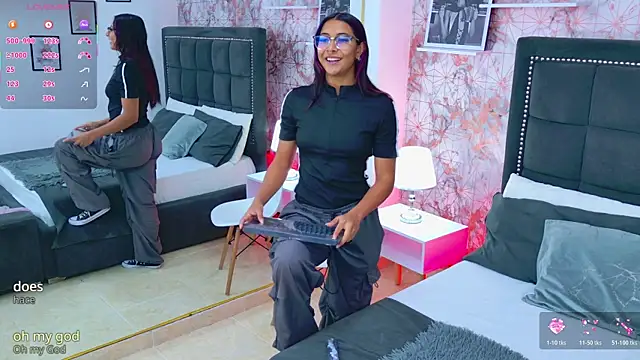 Raven Gloomy online show from May 2026 12:22:01 PM