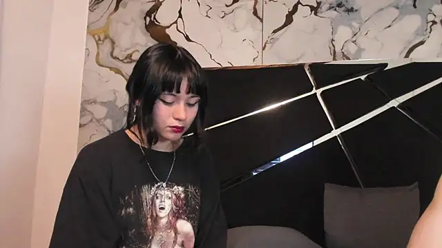 Couple In Heat online show from April 2026 08:34:02 PM