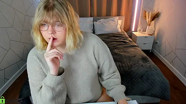 luna c0ra online show from March 2026 01:05:01 AM