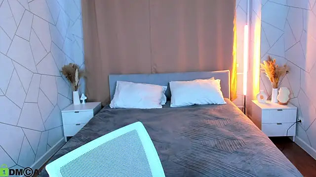 luna c0ra online show from April 2026 01:06:01 AM