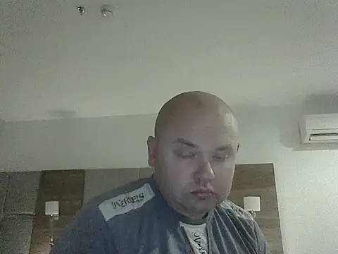 Snapshot of Rob1874 chatting on March 2026 10:12:01 PM Rob1874 online show from March 2026 10:12:01 PM