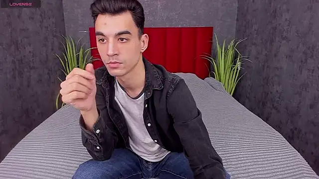 Slendy Knox online show from March 2026 12:46:01 PM